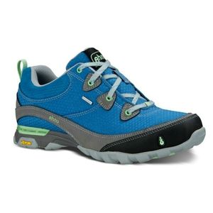 Ahnu Sugarpine hiking shoes